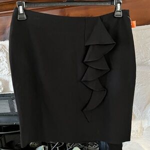 Kenneth Cole Women’s Black Ruffle Skirt NWT Size 6